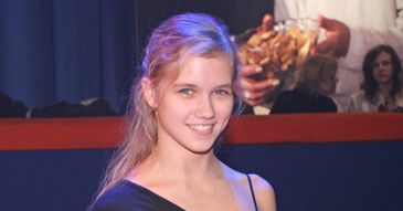 Bożenka z "Klanu"? A może "Alicja z Krainy Czarów"?