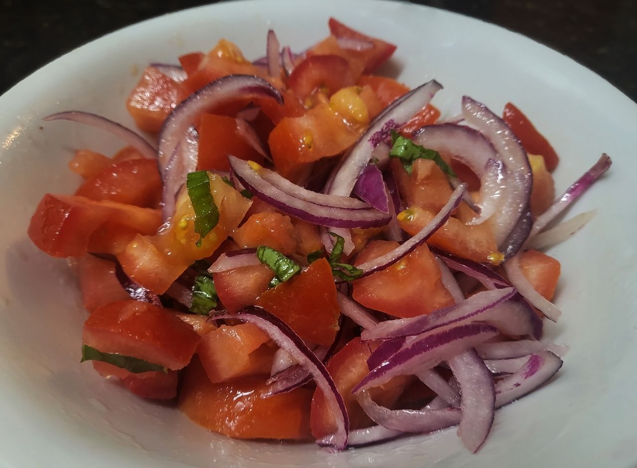 Tomato and onion salad: A timeless favourite for hot days revisited