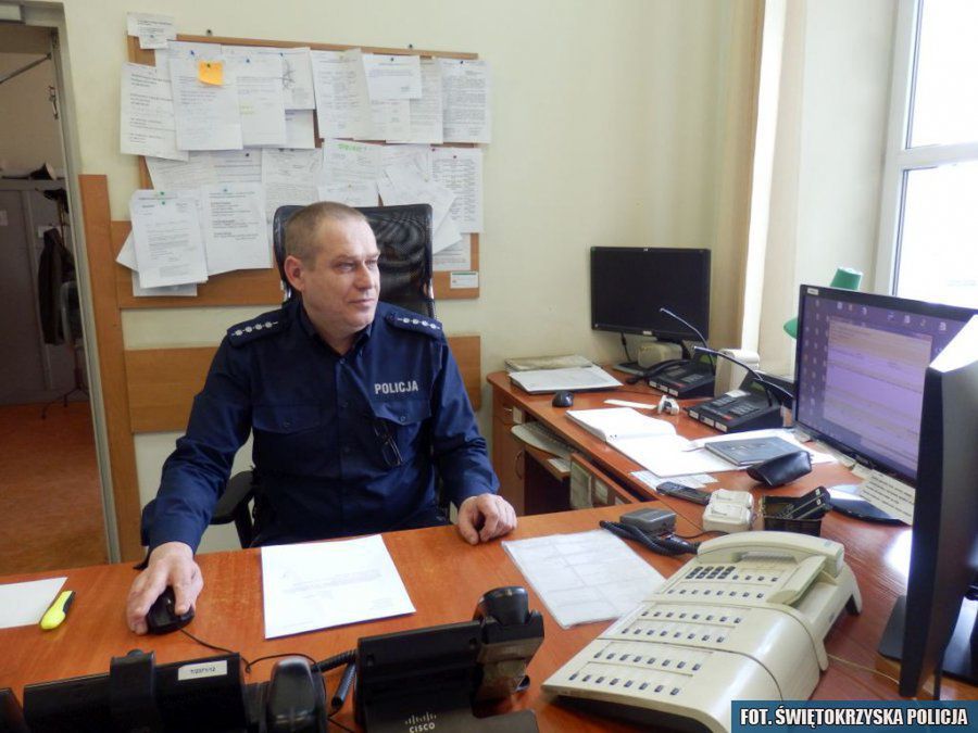 Dyżurny ostrowieckiej policji uratował 15-letniego chłopca