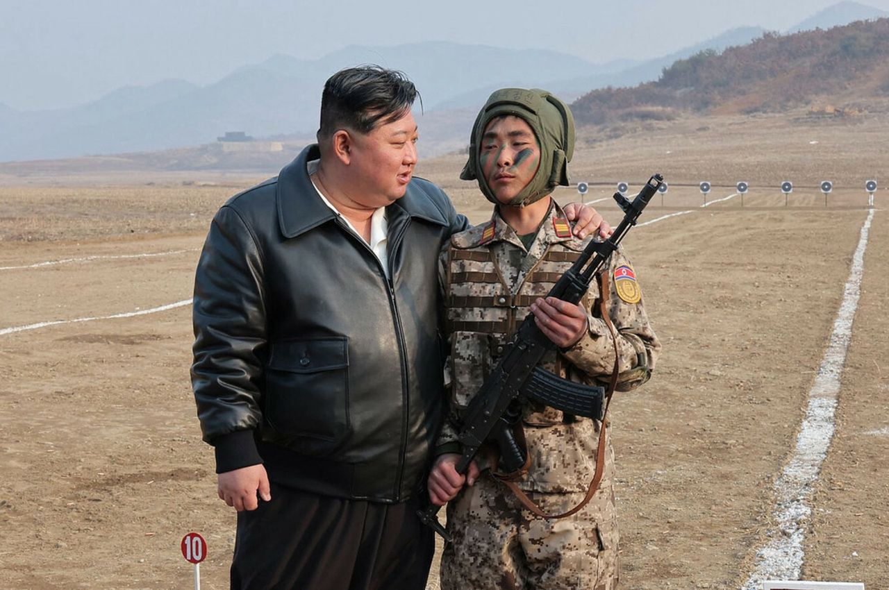 Kim Jong Un observing the manoeuvres of the North Korean army