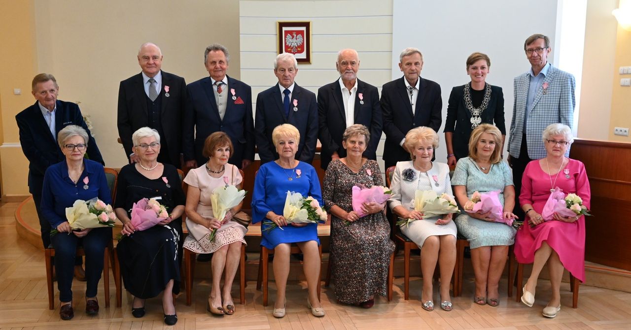 Złote Gody w Kielcach. 17 par świętowało 50-lecie małżeństwa