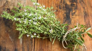 Kiedyś w kuchni każdej babci, a dziś zapomniany. To idealna przyprawa na jesień i zimę