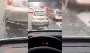Gradobicie w Mysłowicach. Grad strzaskał szybę w aucie