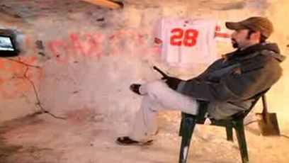 Mężczyzna zbudował czteropokojowe iglo wyposażone w TV kablową (wideo) 1