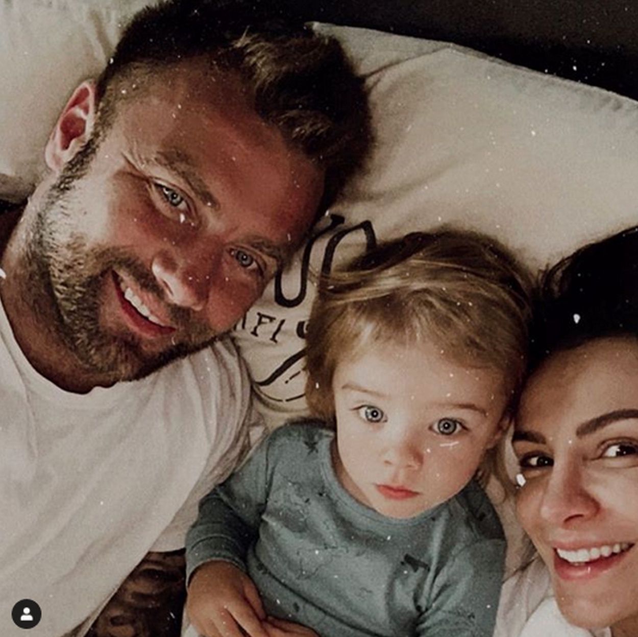 Sara i Artur Borucowie z synem