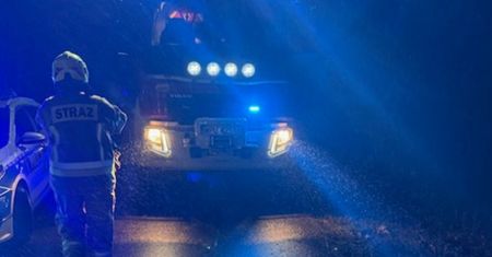 Tragiczny wypadek na Mazowszu. Nie żyje pieszy potrącony przez samochód