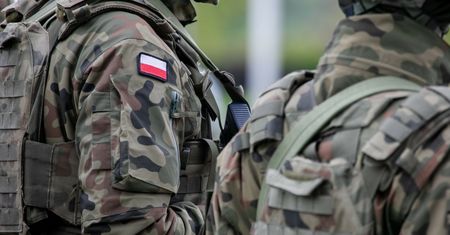 Jedna z nich zasłabła. Dzieci utknęły w górach