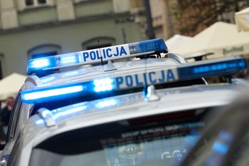 Ciało kobiety w mieszkaniu. Jej partner zamknął się w łazience
