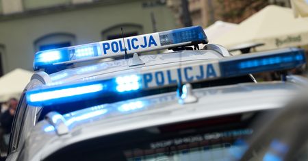Ciało kobiety w mieszkaniu. Jej partner zamknął się w łazience