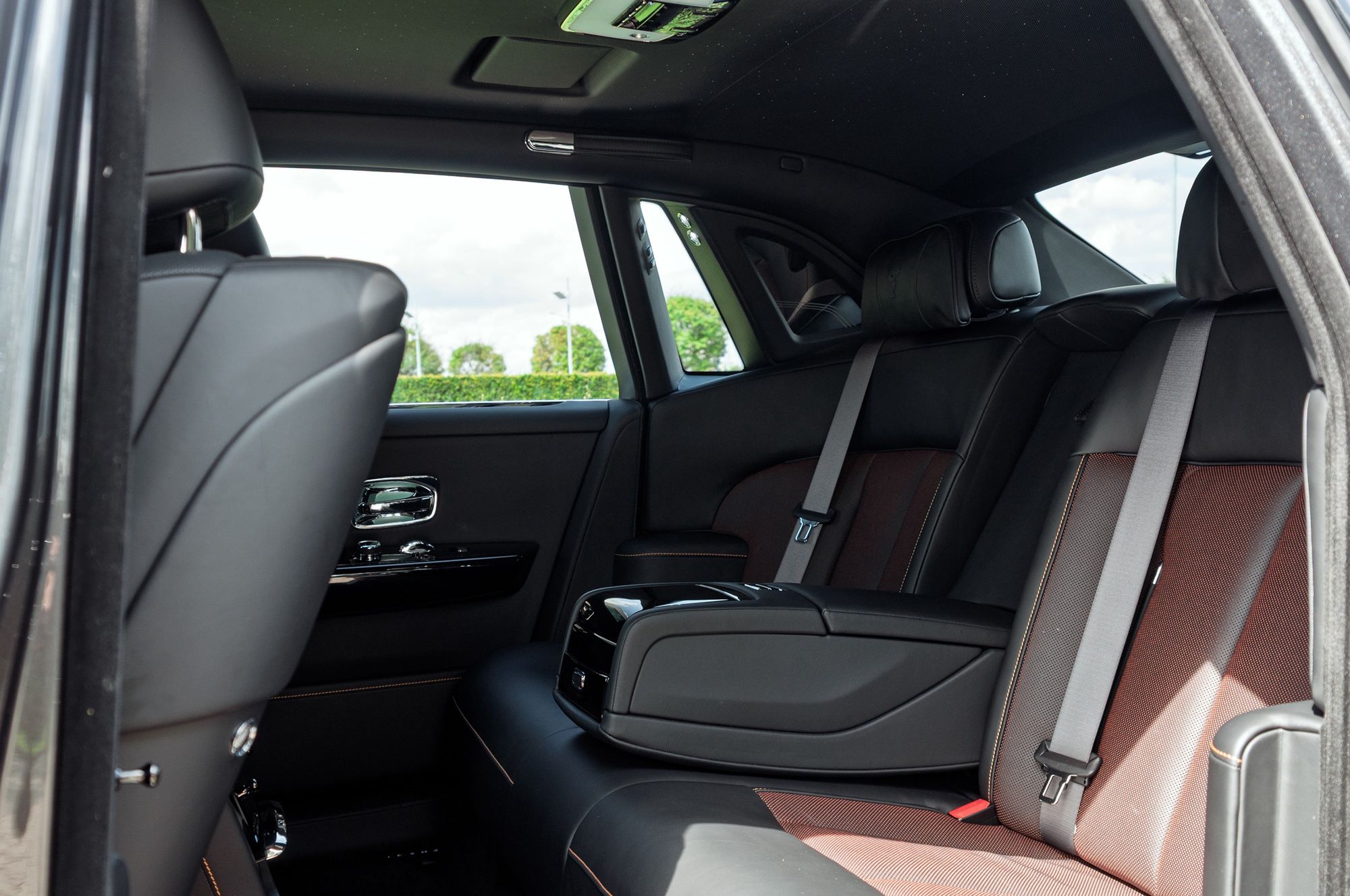 Rolls-Royce Phantom VIII (2025)