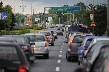 Poznań: Nowa dzielnica na Starołęce. Trzy wieżowce i rynek