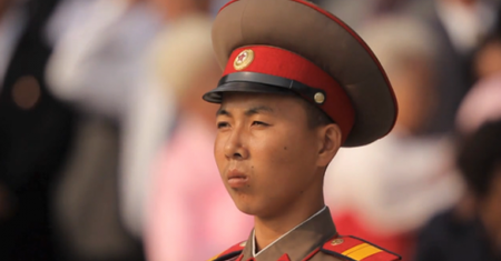 Największa w historii parada wojskowa w Korei Północnej nakręcona Canonem 60D [wideo]