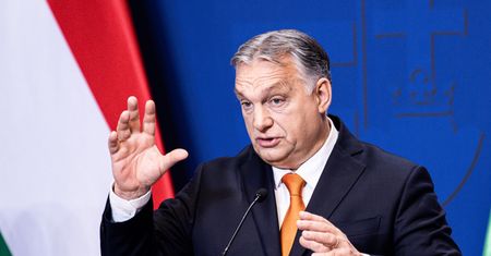 Rząd na Węgrzech wprowadza limit cen żywności. Szef kancelarii Orbana zdradza, na jak długo