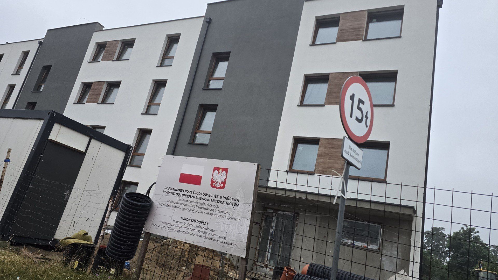 W ramach SIM &#34;KZN-Toruński&#34; przy ul. Gen. Elżbiety Zawackiej w Aleksandrowie Kujawskim powstaje budynek wielorodzinny. 33 mieszkania mają już właścicieli.