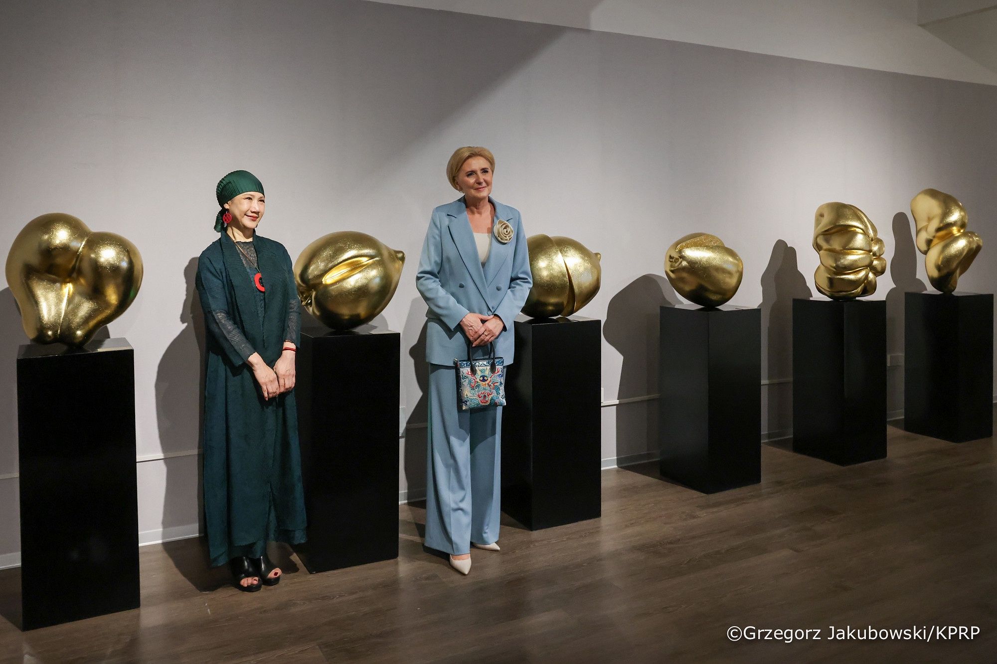 Agata Duda z wizytą w muzeum. Zaskoczyła wyborem stroju.