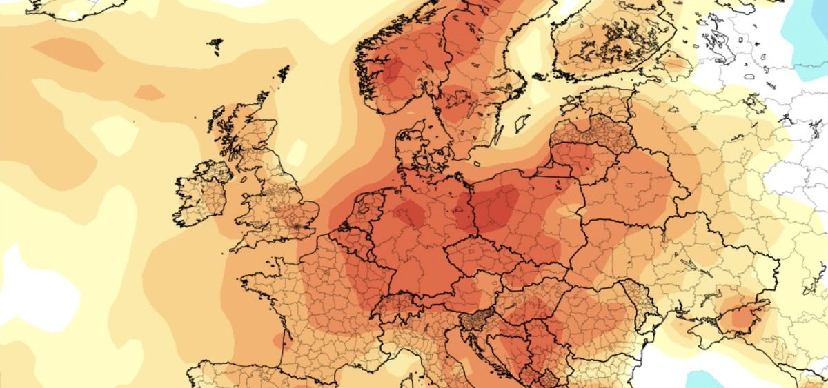 Prognozowana anomalia temperatury w maju w odniesieniu do średniej z lat 1984-2009. Temperatura w maju będzie wyższa średnio o 2-3 stopni niż w ubiegłych latach 