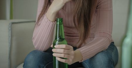 15-latka miała 4,8 prom. alkoholu w organizmie. Dramat w Ostrowie Wlkp.