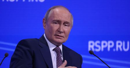 Eksperci ostrzegają. Rosja próbuje wpłynąć na negocjacje USA z Ukrainą
