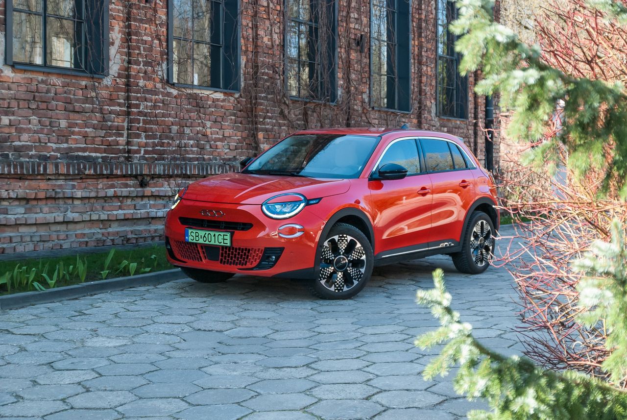 Test: Fiat 600e – podnosi poprzeczkę (cenową)