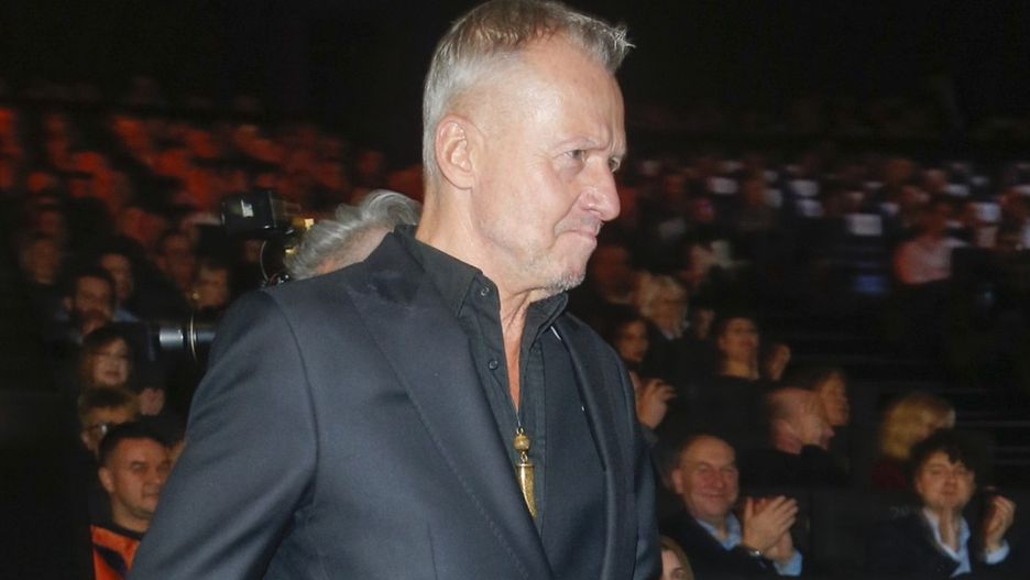 Bogusław Linda pracuje pomimo problemów z kręgosłupem.