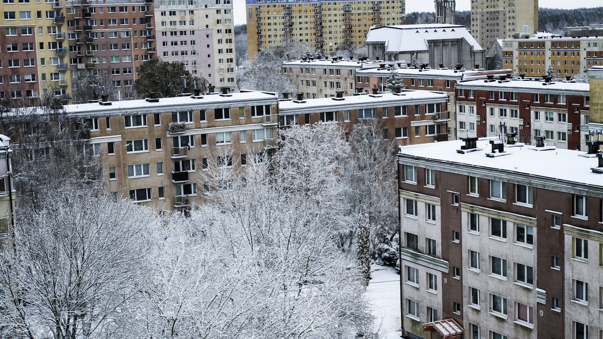 ?nie?ny weekend w kraju
25.11.2023 Olsztyn Intensywne opady sniegu na wschodzie kraju fot. Artur Szczepanski/REPORTER
Artur Szczepanski/REPORTER