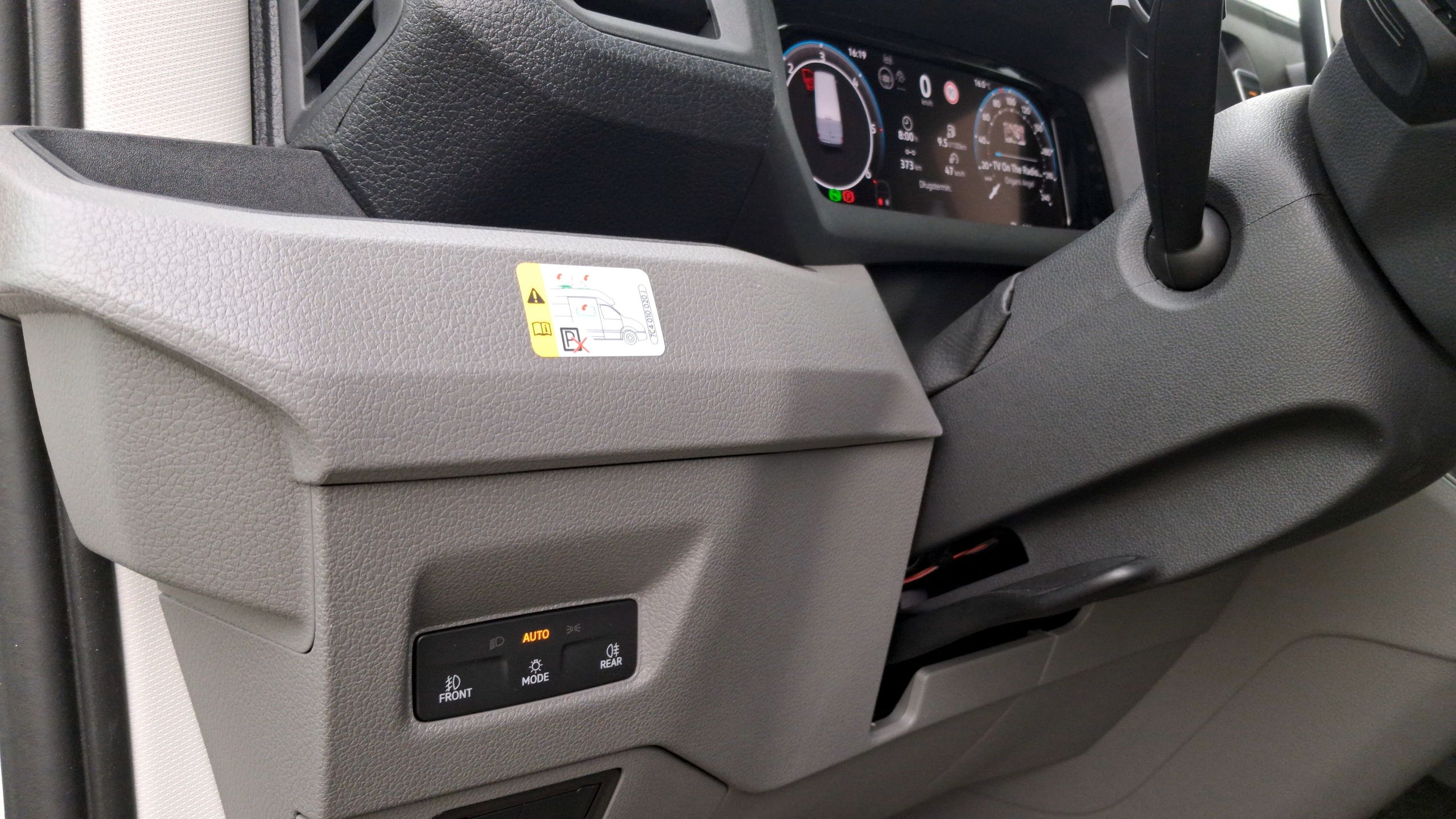 Volkswagen Grand California 600