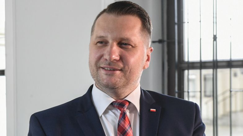 Przemysław Czarnek do nauczycieli: można pracować na prywatnym sprzęcie