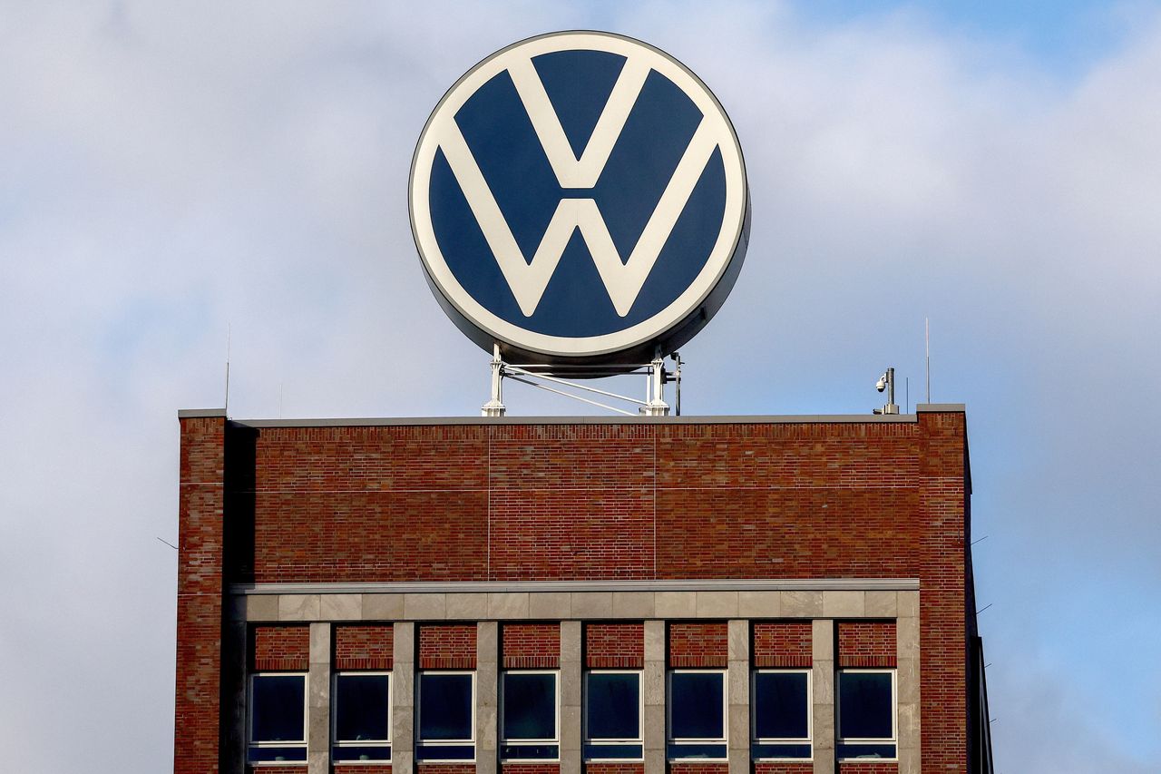 Volkswagen dogadał się ws. wielkich zwolnień. Akcje zareagowały