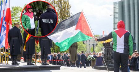 Flaga Palestyny pod pomnikiem Bohaterów Getta. Interweniowała policja