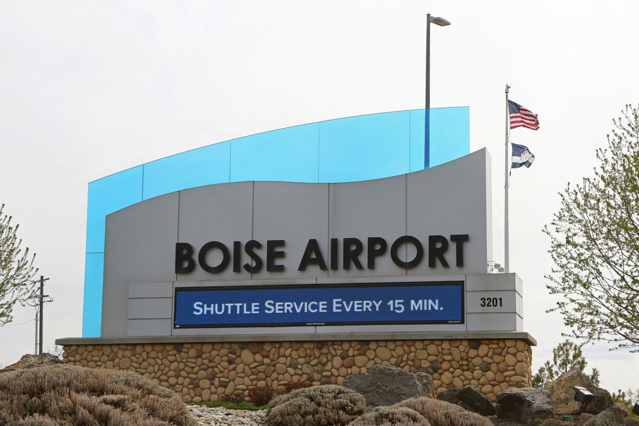 Collapse at Boise Airport: 3 deaths, 9 injuries