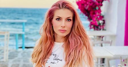 Izabella Łukomska-Pyżalska ma 42 lata i sześcioro dzieci. Pokazała zdjęcie w bikini