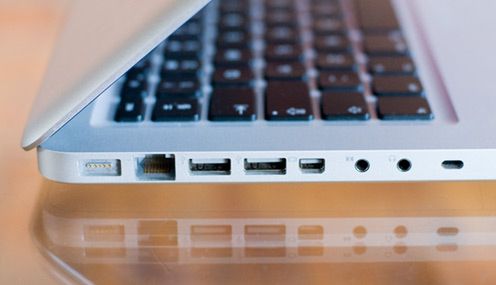 2kg gorącej szarlotki - MacBook Alu i zewnętrzny monitor 5