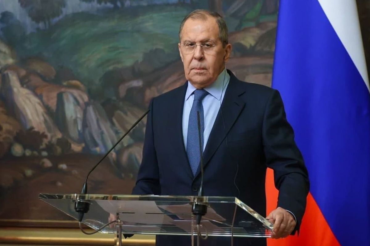 “They are a legitimate target.”  Sergei Lavrov threatens France