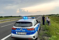 Świebodzin. Blisko tragedii na S3. Dwie osoby jechały rowerem drogą ekspresową