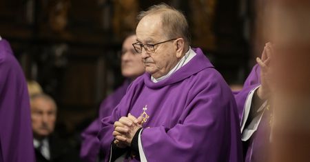 Afera wokół KPO. Głos zabrał kontrowersyjny redemptorysta