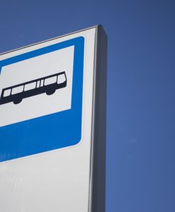 Warszawa. Autobus zamienił się w karetkę. Zawiózł nieprzytomną do szpitala