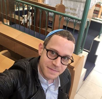 Jego ojciec przeżył Holocaust. Artysta ocenia, co robi Izrael