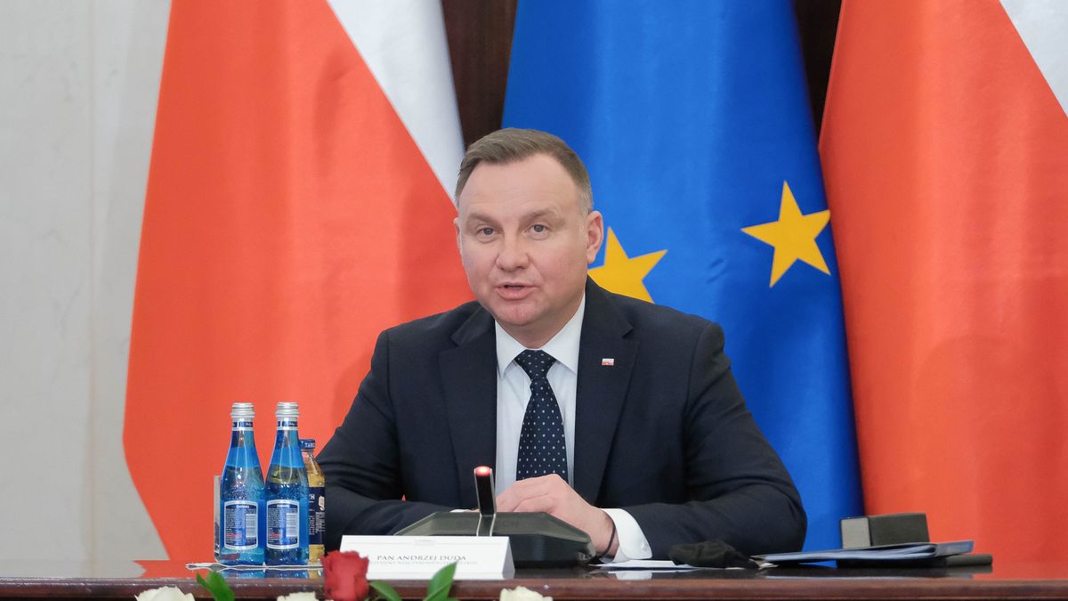 Andrzej DudaWarszawa, 01.02.2022. Prezydent RP Andrzej Duda podczas plenarnego posiedzenia Rady Dialogu Spo�ecznego, 1 bm. w Pa�acu Prezydenckim w Warszawie. (sko) PAP/Mateusz MarekMateusz MarekPa�ac Prezydencki, politycy, polityka, posiedzenie plenarne, Rada Dialogu Spo�ecznego