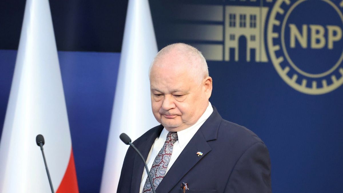 Prezes NBP Adam Glapiński zapowiadał kontynuowanie podwyżek stóp procentowych
