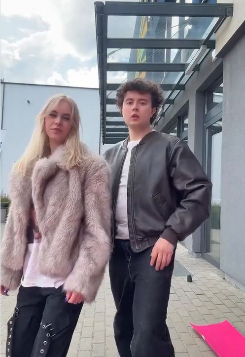 Mateusz Pawłowski z ukochaną Kornelią