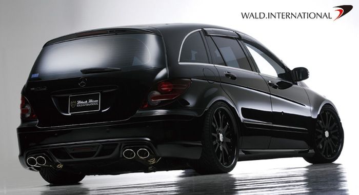 Mercedes klasy R Black Bison Edition od Wald International