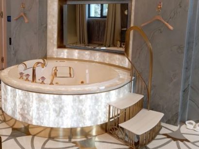 Złote jacuzzi Putina