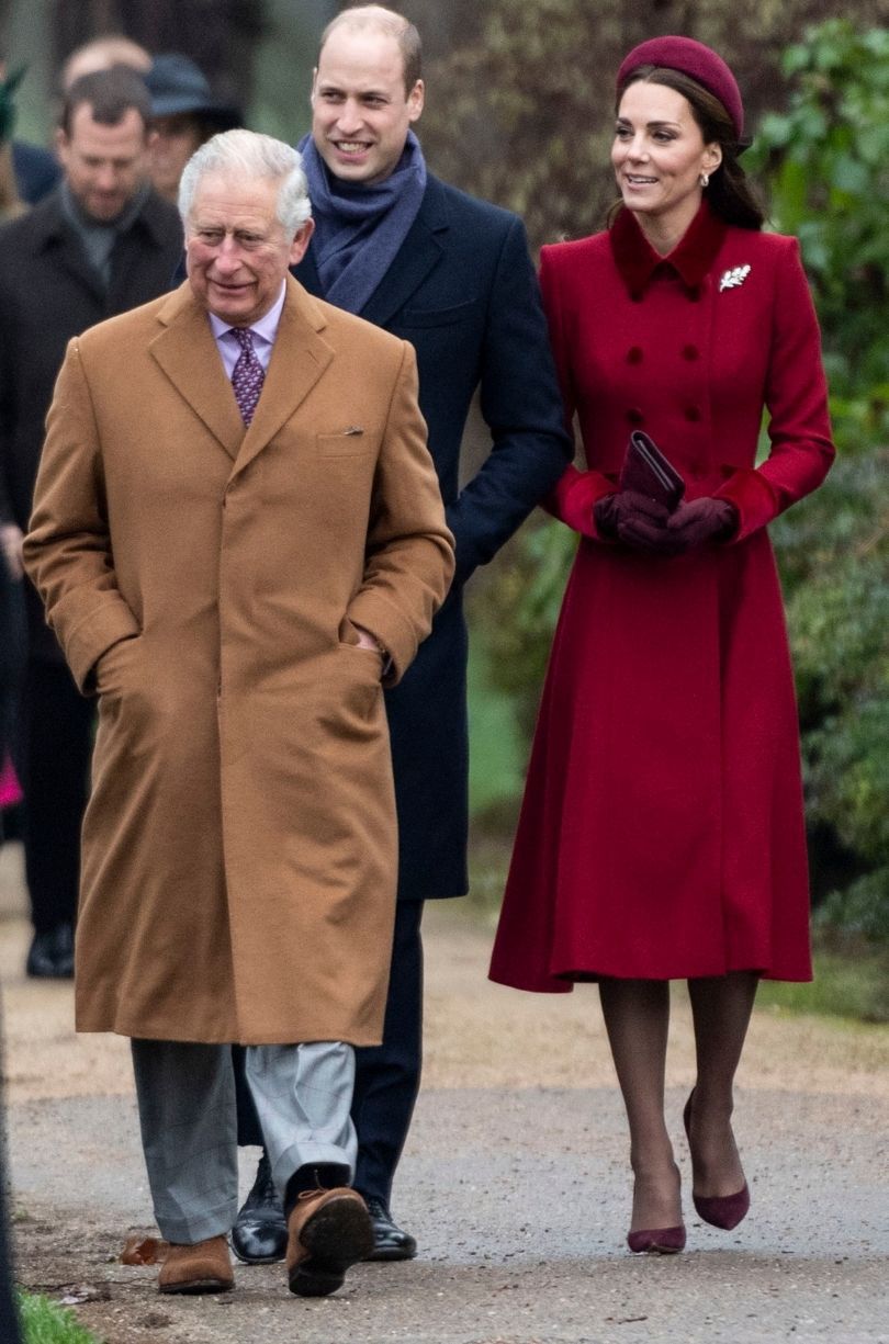 Książę Harry walczy o odbudowę relacji z księciem Karolem, księciem Williamem i Kate Middleton