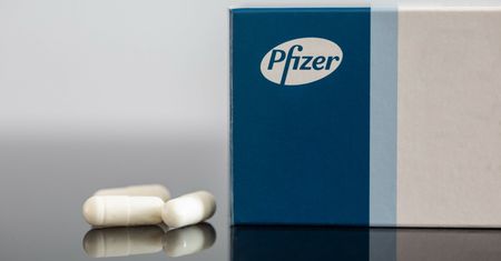 Lek na COVID-19. Pfizer twierdzi, że opracował nową pigułkę