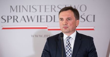 Strajk kobiet. Zbigniew Ziobro o protestujących: język marginesu społecznego