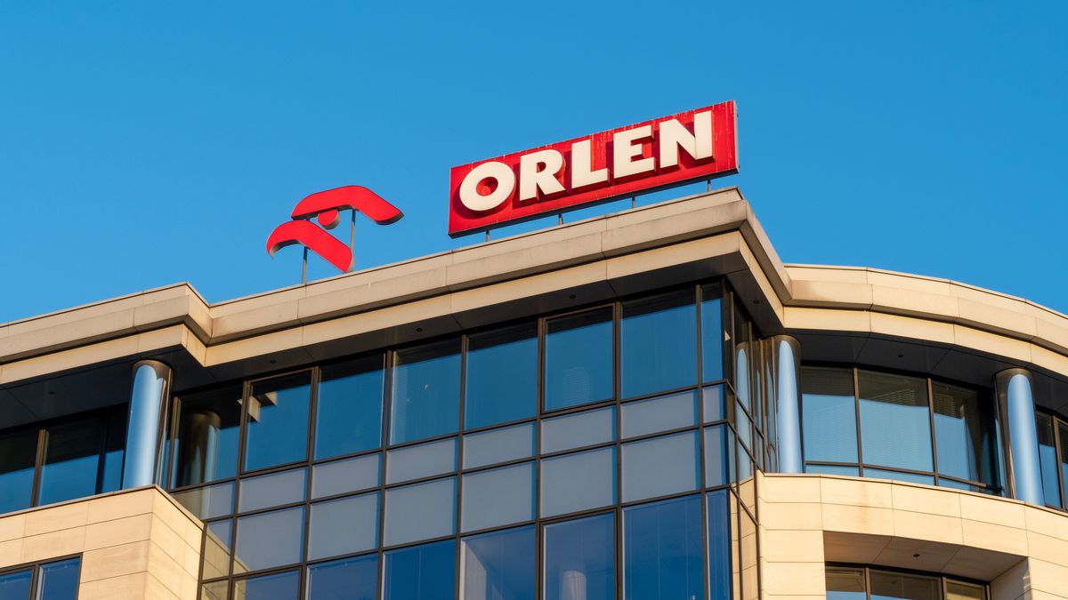 Marek Stokowski
ORLEN, ORLEN logo, Polski Koncern Naftowy, fuel company, energy company, oil company, gasoline, diesel, petrol station, motor oil, fuel industry, refining, fuel brand, petroleum, gas station brand, fuel supplier, oil and gas, Warsaw, Poland, orlen, orlen logo, polski koncern naftowy, fuel company, energy company, oil company, gasoline, diesel, petrol station, motor oil, fuel industry, refining, fuel brand, petroleum, gas station brand, fuel supplier, oil and gas, warsaw, poland