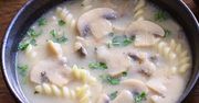 Zupę pieczarkową zawsze robię w ten sposób. Jest pełna smaku i nawet dzieci proszą o dokładkę