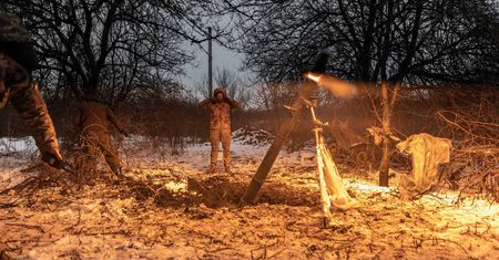Rosjanie nacierają. Awdijiwka prawie "starta z powierzchni ziemi"