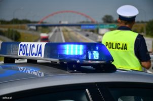 Policyjny pościg w Popłacinie. Kierowca był nietrzeźwy, pasażer miał narkotyki