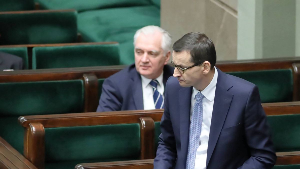 Morawiecki nie rozmawia z Gowinem. Fatalna atmosfera w koalicji